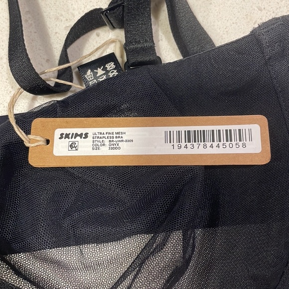 SOLD Skims ultra fine mesh bra 32ddd - Picture 2 of 4